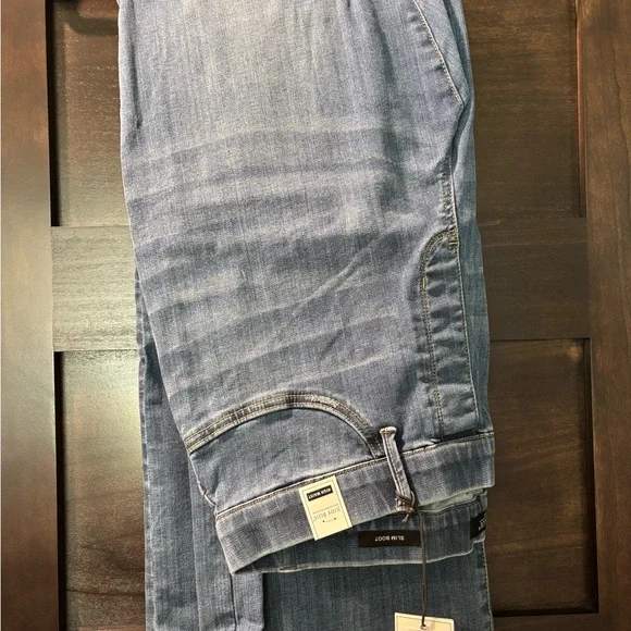 Judy Blue Women's Boot Cut Jeans - Light Blue - Picture 1 of 2